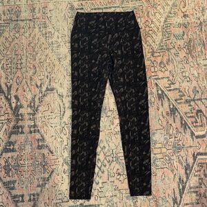 CRZ YOGA Black and Brown Abstract Leggings